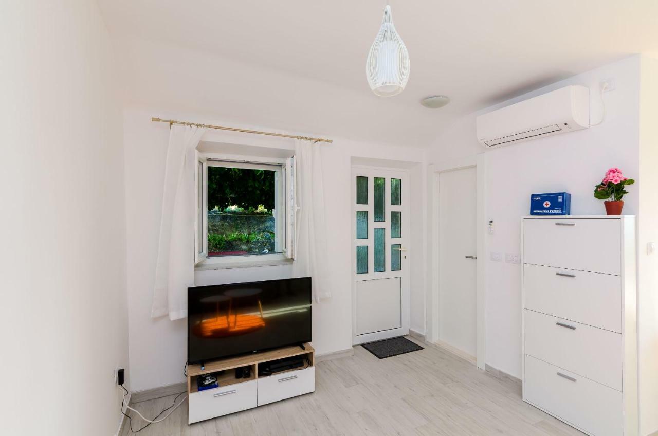 Apartment Amigo دوبروفينك المظهر الخارجي الصورة